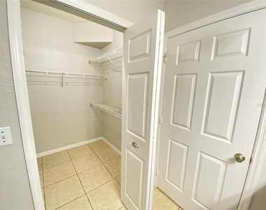 5118 City Street - Photo Thumbnail 16