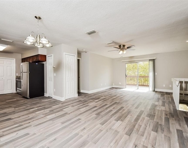 8181 Albatross Road - Photo Thumbnail 3