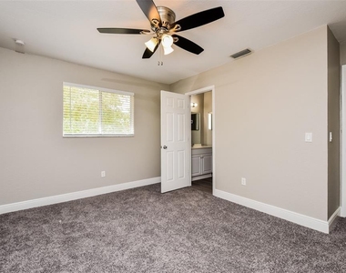 8181 Albatross Road - Photo Thumbnail 8
