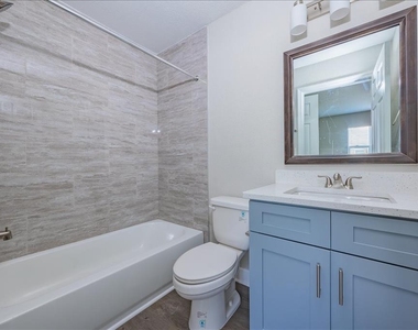 2540 Woodgate Boulevard - Photo Thumbnail 7