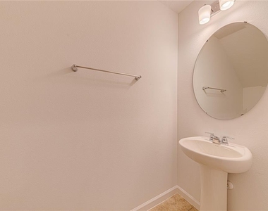 4454 Davos Drive - Photo Thumbnail 11