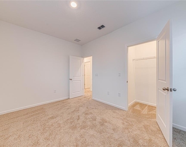 4454 Davos Drive - Photo Thumbnail 35