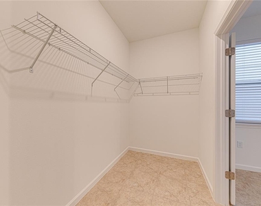 4454 Davos Drive - Photo Thumbnail 22