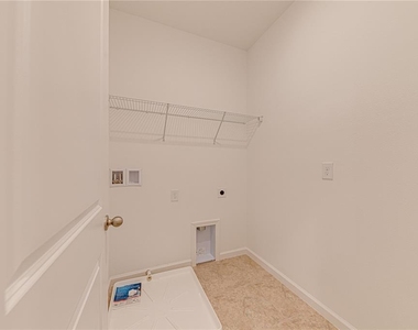 4454 Davos Drive - Photo Thumbnail 30