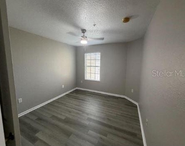 3016 Ashland Lane S - Photo Thumbnail 10