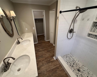610 Iris Street - Photo Thumbnail 18