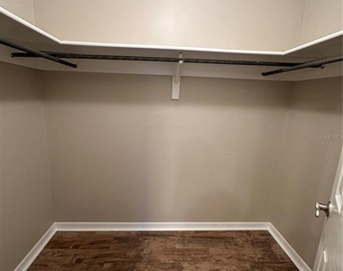 610 Iris Street - Photo Thumbnail 19