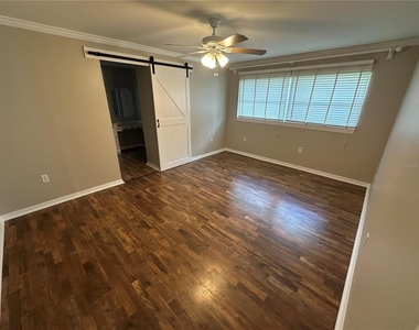 610 Iris Street - Photo Thumbnail 15