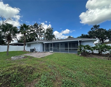 610 Iris Street - Photo Thumbnail 31
