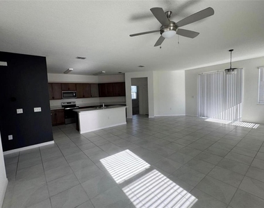 7054 Cruz Court - Photo Thumbnail 4
