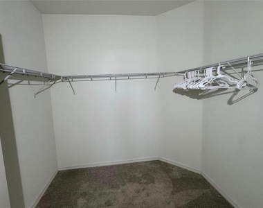 7054 Cruz Court - Photo Thumbnail 11