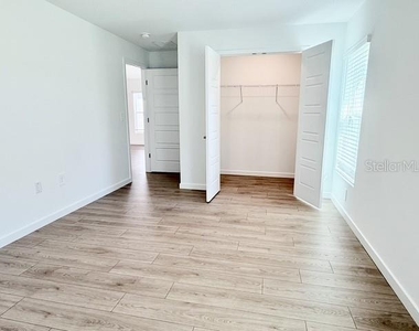 219 Skyfield Court - Photo Thumbnail 20