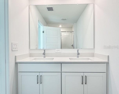 219 Skyfield Court - Photo Thumbnail 21