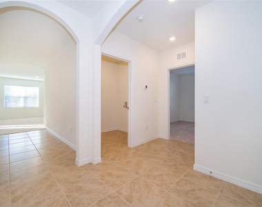 1391 Fox Squirrel Drive - Photo Thumbnail 8