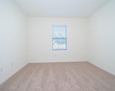 1391 Fox Squirrel Drive - Photo Thumbnail 10