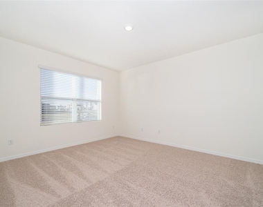 1391 Fox Squirrel Drive - Photo Thumbnail 21