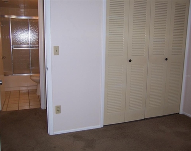 25204 Northlake Drive - Photo Thumbnail 17