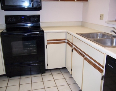25204 Northlake Drive - Photo Thumbnail 11