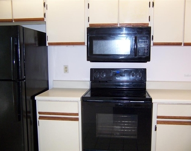 25204 Northlake Drive - Photo Thumbnail 12