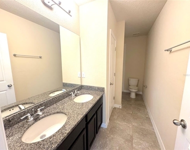 10242 Sand Cay Drive - Photo Thumbnail 19