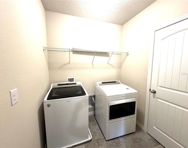 10242 Sand Cay Drive - Photo Thumbnail 17