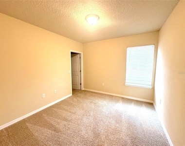 10242 Sand Cay Drive - Photo Thumbnail 18
