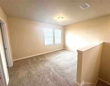 10242 Sand Cay Drive - Photo Thumbnail 11