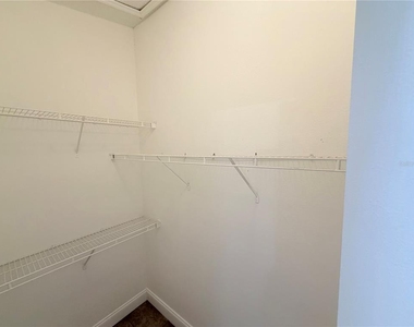 1828 Lacy Lane - Photo Thumbnail 15