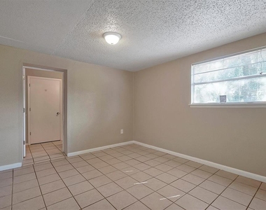 821 Wingo Street - Photo Thumbnail 10