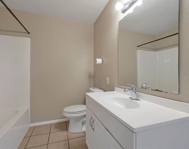 821 Wingo Street - Photo Thumbnail 14