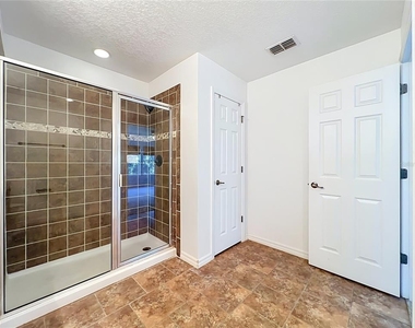 412 Penny Royal Place - Photo Thumbnail 45