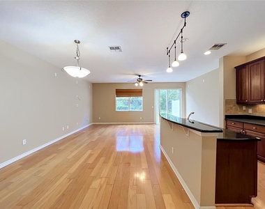 412 Penny Royal Place - Photo Thumbnail 20