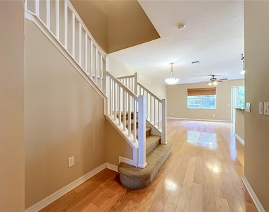 412 Penny Royal Place - Photo Thumbnail 11