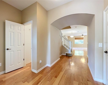 412 Penny Royal Place - Photo Thumbnail 9