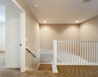 412 Penny Royal Place - Photo Thumbnail 32