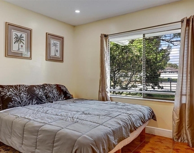 700 Sunbury Drive - Photo Thumbnail 15