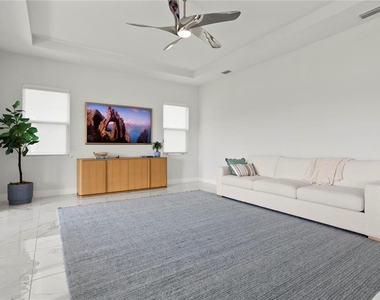 8204 Topsail Place - Photo Thumbnail 18