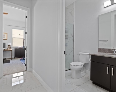 8204 Topsail Place - Photo Thumbnail 28