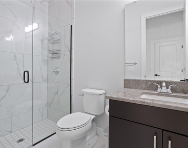 8204 Topsail Place - Photo Thumbnail 29