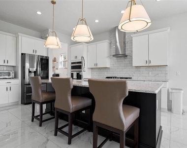 8204 Topsail Place - Photo Thumbnail 12