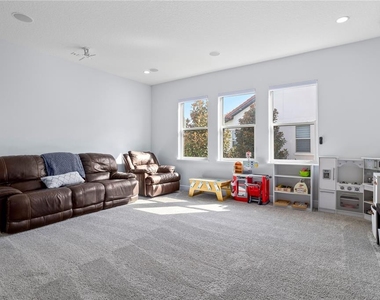 8204 Topsail Place - Photo Thumbnail 42