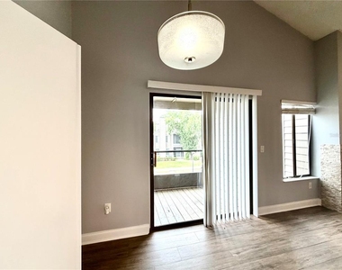 549 Sun Ridge Place - Photo Thumbnail 10