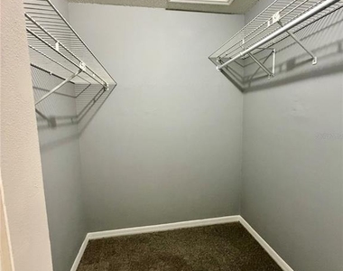 549 Sun Ridge Place - Photo Thumbnail 17