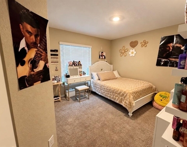 1391 Mountain Flowers Lane - Photo Thumbnail 11