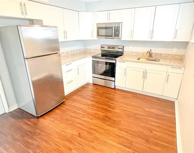 276 Polk Avenue - Photo Thumbnail 1