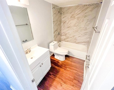 276 Polk Avenue - Photo Thumbnail 5