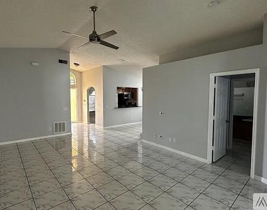 9104 Lake Lotta Circle - Photo Thumbnail 3