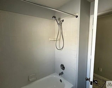 9104 Lake Lotta Circle - Photo Thumbnail 9