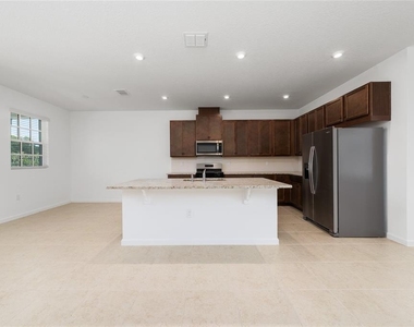 2420 Celebration Boulevard - Photo Thumbnail 5