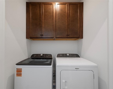 2420 Celebration Boulevard - Photo Thumbnail 23